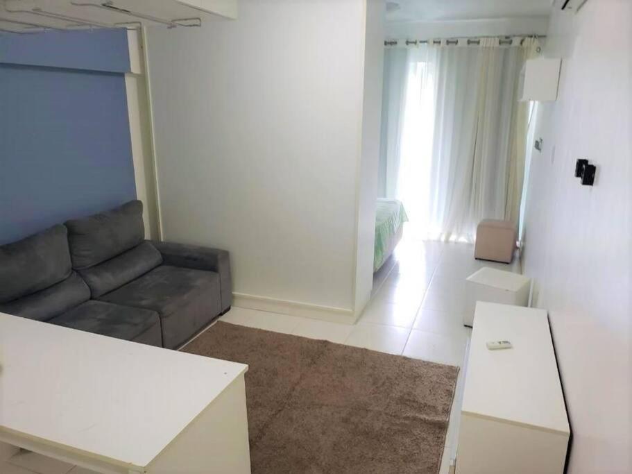1/4 Na De Armacao Apartamento